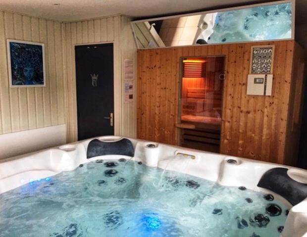 Gite Piscine Jacuzzi Privatises Clos Valentin Freulleville Εξωτερικό φωτογραφία
